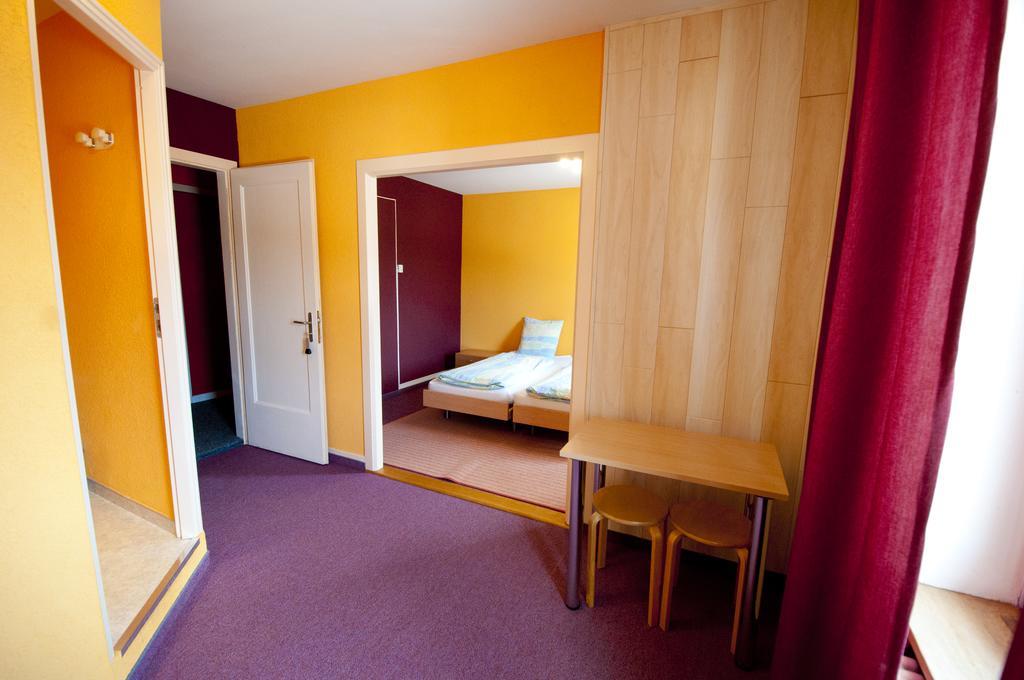 Hotel Bellavista "Bellevue" Saignelégier Εξωτερικό φωτογραφία