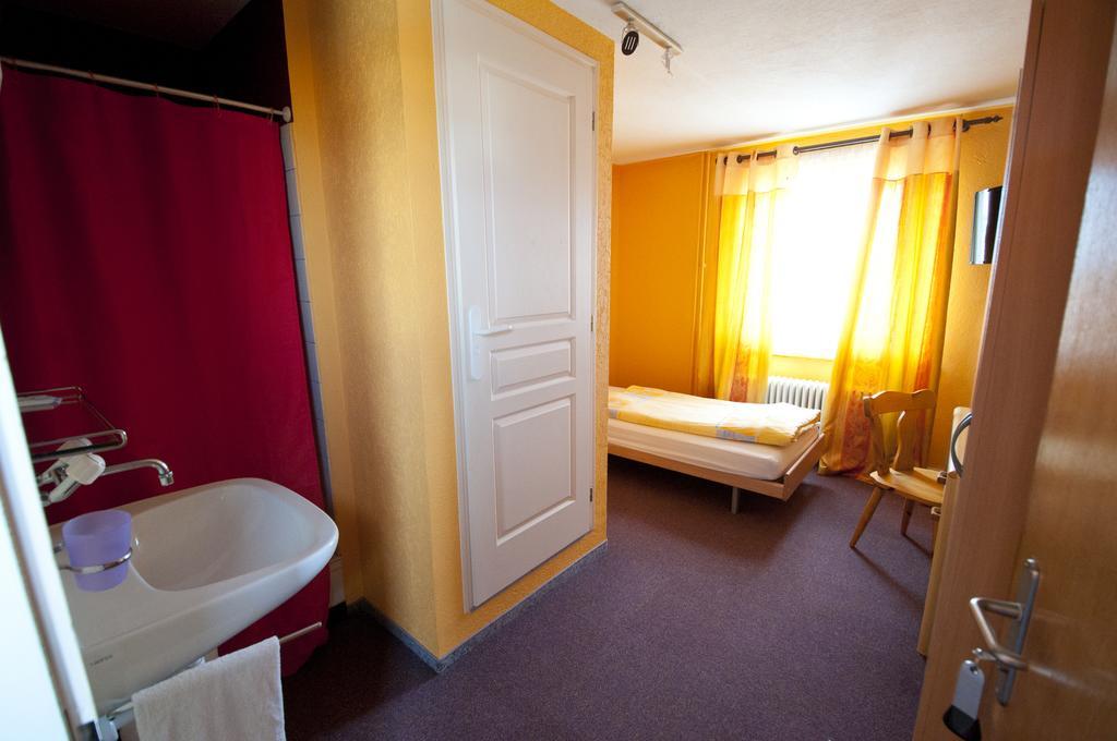 Hotel Bellavista "Bellevue" Saignelégier Εξωτερικό φωτογραφία