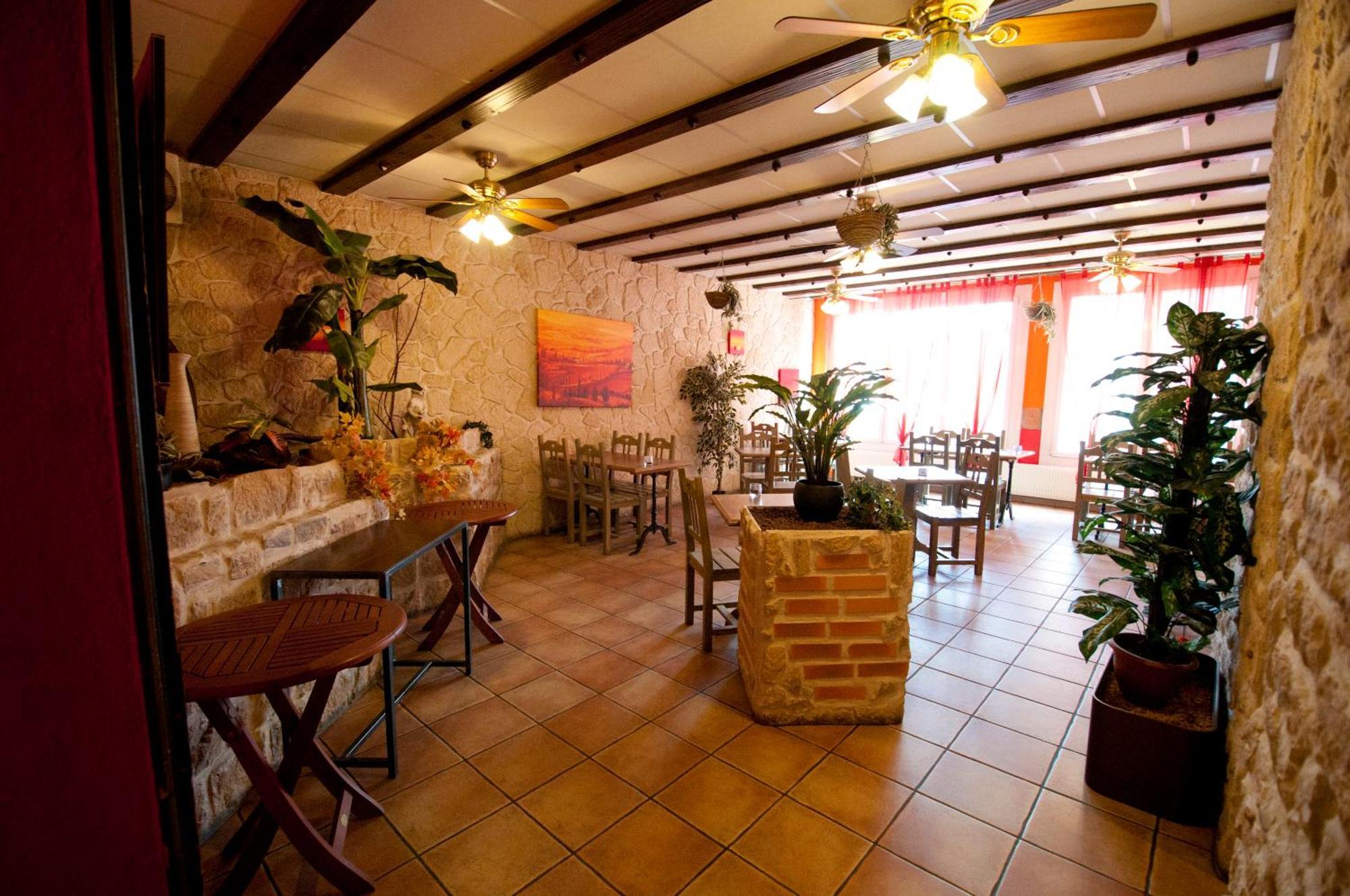 Hotel Bellavista "Bellevue" Saignelégier Εξωτερικό φωτογραφία
