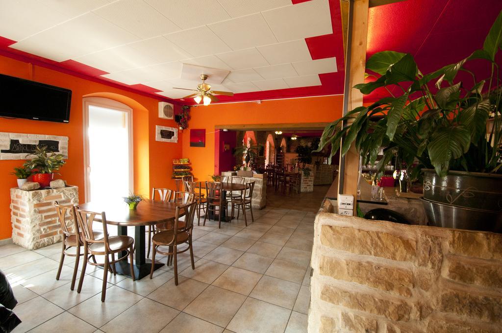 Hotel Bellavista "Bellevue" Saignelégier Εξωτερικό φωτογραφία